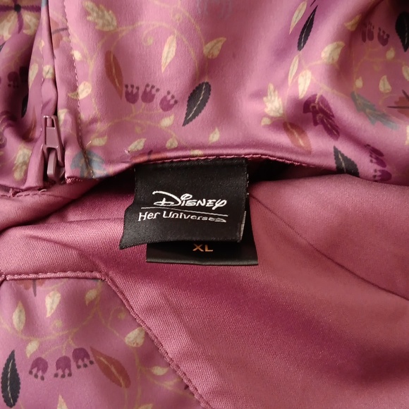 Top - Picture 3 of 4